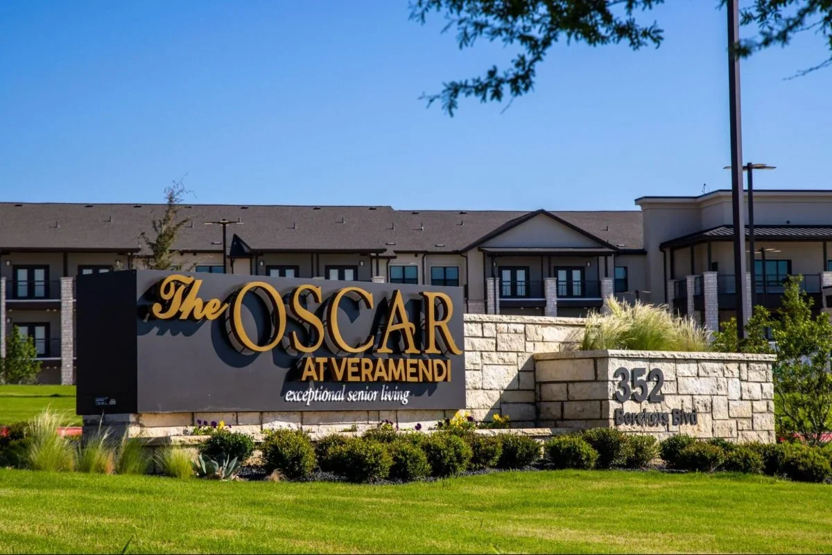 Image of The Oscar at Veramendi entrance sign.
